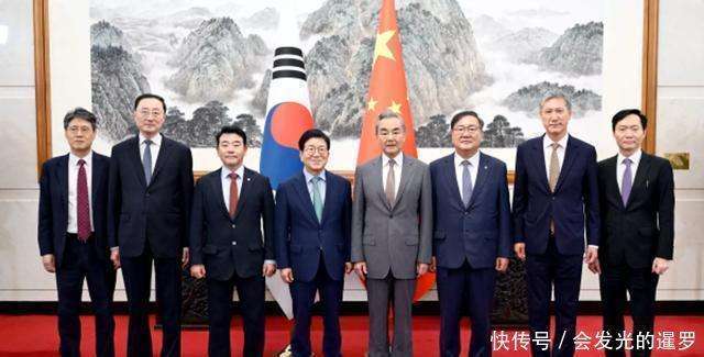 中韩棋局再现高光落子李在明精妙两手玩转大